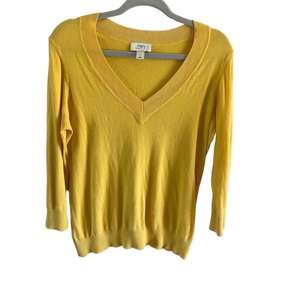 Ann Taylor Loft Pullover V-Neck Sweater yellow size large - Picture 1 of 10